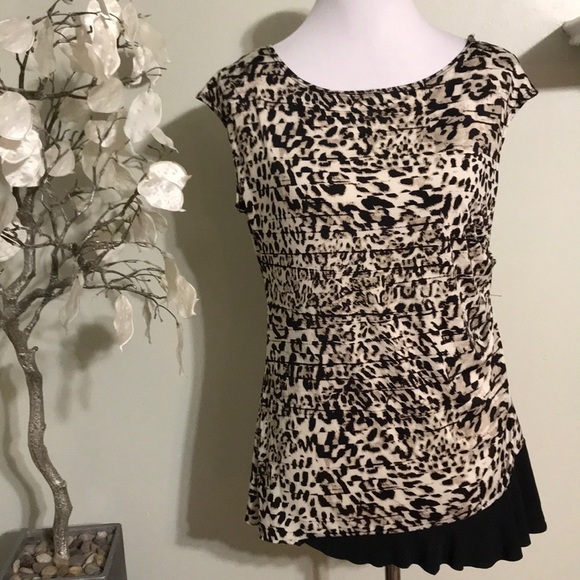 new directions Tops - NEW DIRECTIONS ANIMAL PRINT TOP
